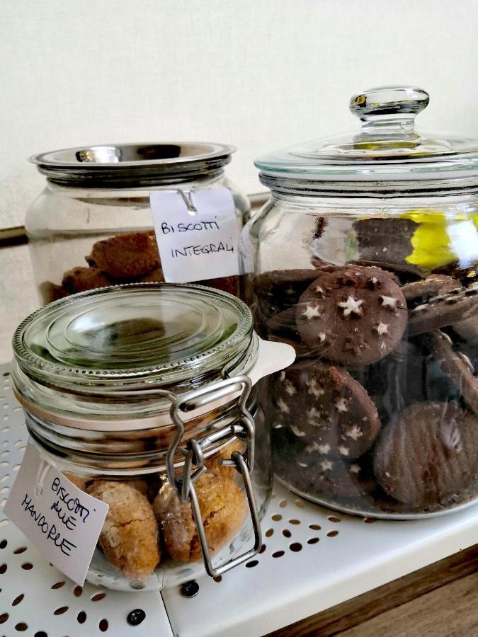 Hotel Iride Suite & Breakfast- Ideale Per Famiglie E Coppie Riccione Exterior photo